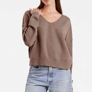 Nuuds Luxe Knit V-Neck Sweater Mocha Size XXL